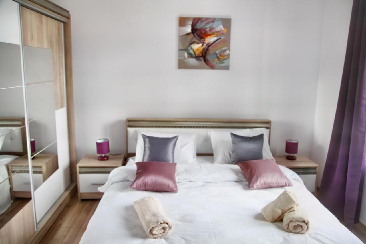 Luxury Downtown Apartment Cluj-Napoca Eksteriør bilde